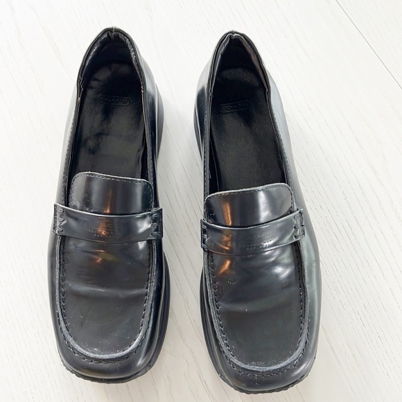COACH Leather Penny Loafers Black Chunky Heel size 7 Made in Italy - Picture 1 of 15